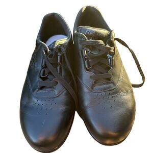 SAS Solid All Black Walk Easy Free Time Tripad Comfort Women's Shoes Size 7 WWW
